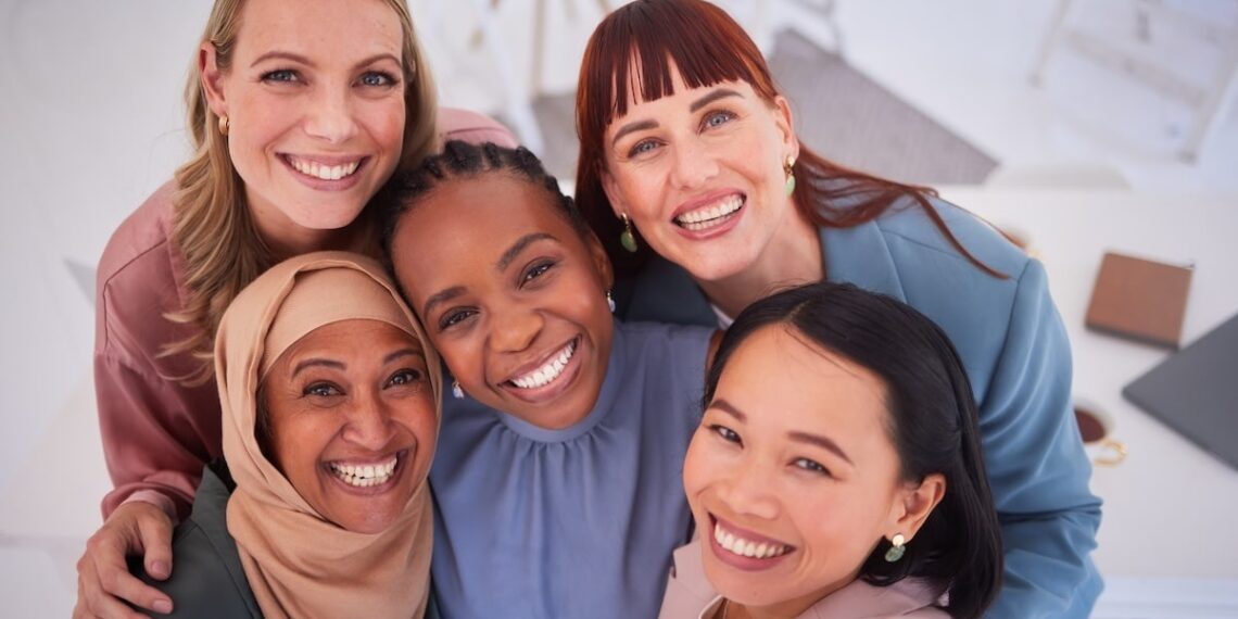 Frau Mitte 30 single